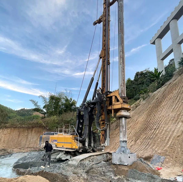 徐工XR400E好评如潮.jpg